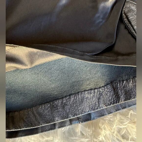 Vintage 80s Brass Plum Nordstrom Black Leather Pencil Skirt | Knee Length | M - Picture 9 of 11